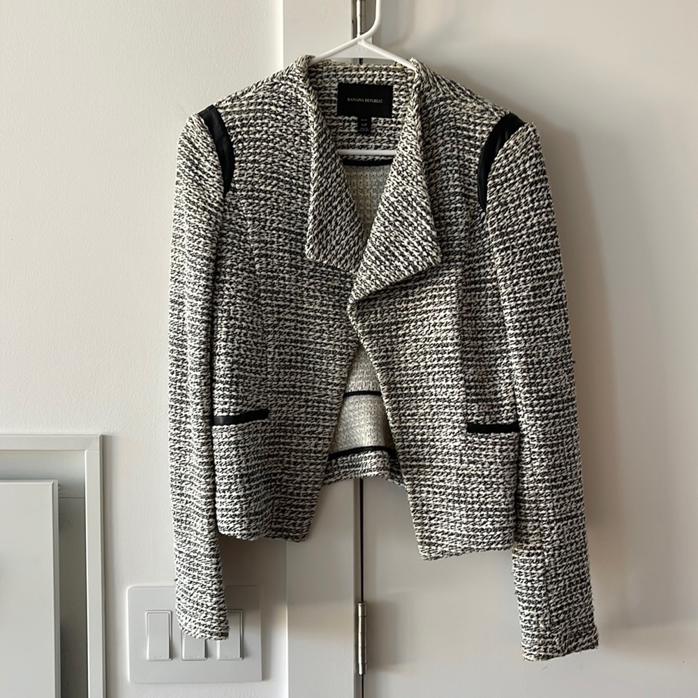 Woman’s Banana Republic Black and White Tweed Jacket